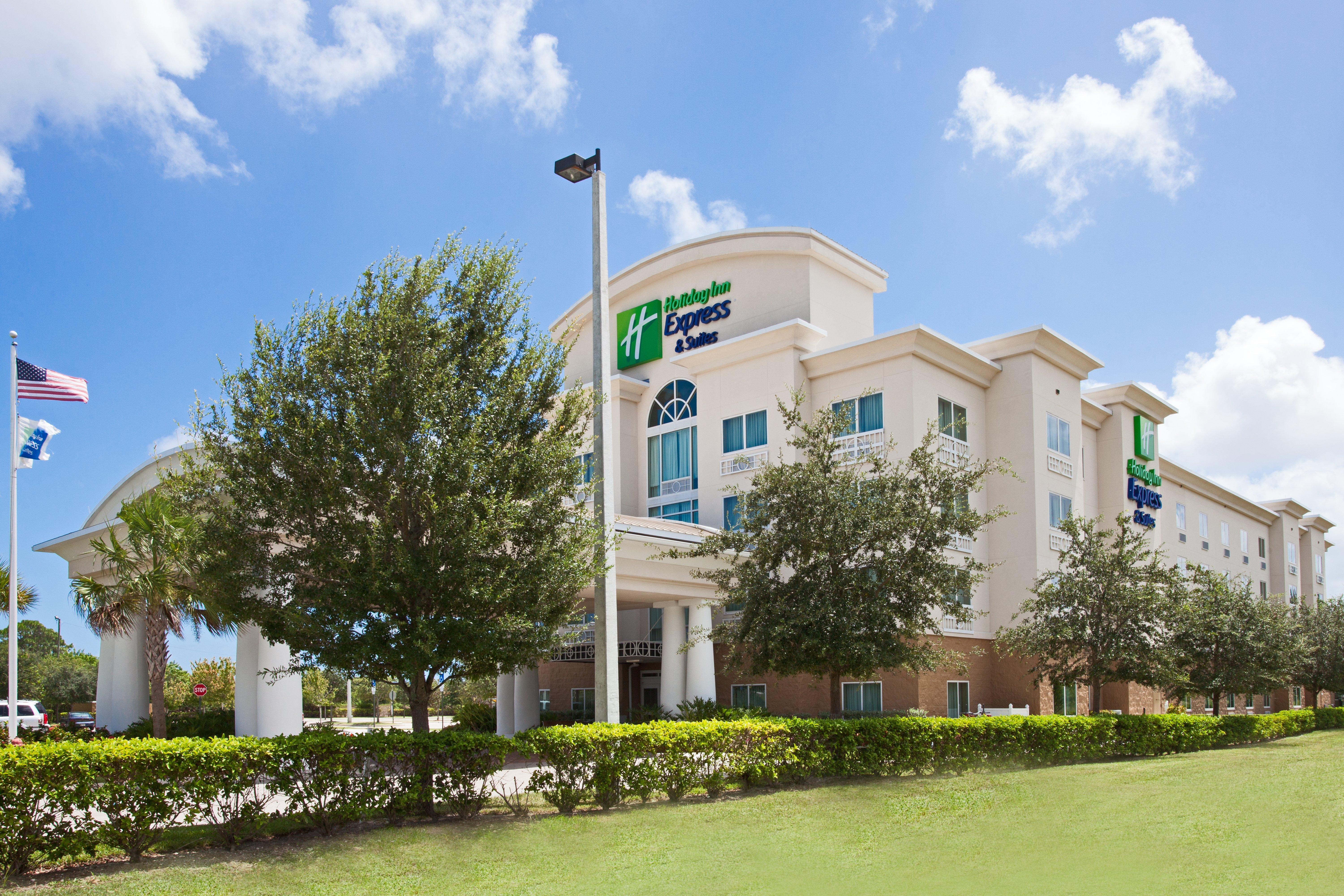Holiday Inn Express Hotel & Suites Fort Pierce West By Ihg Exterior foto